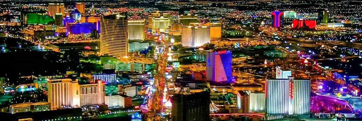 hotels on las vegas strip night