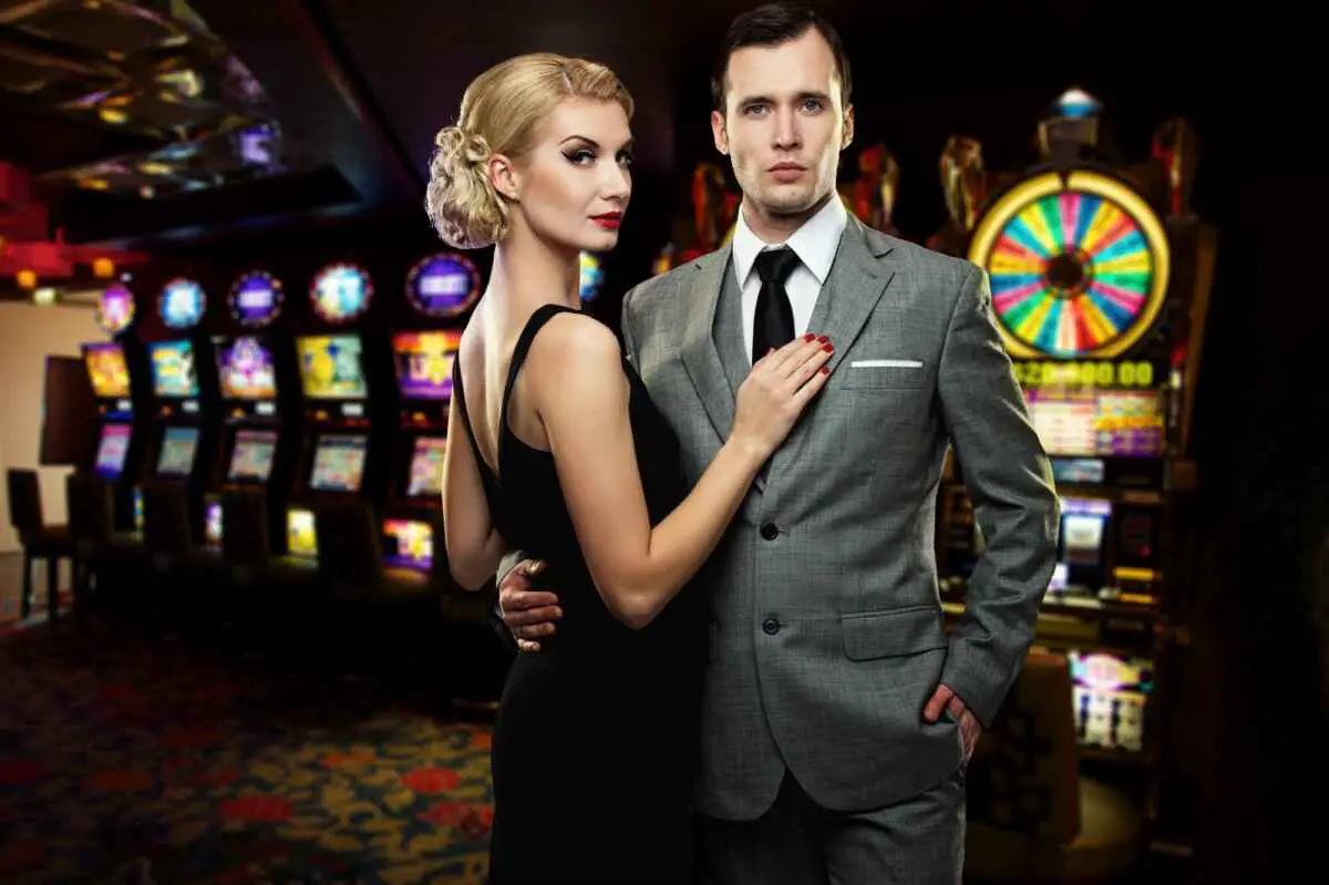 Should You Wear a Suit in Vegas? What You Need to Know 2 Reasons to Suit Up in Las Vegas