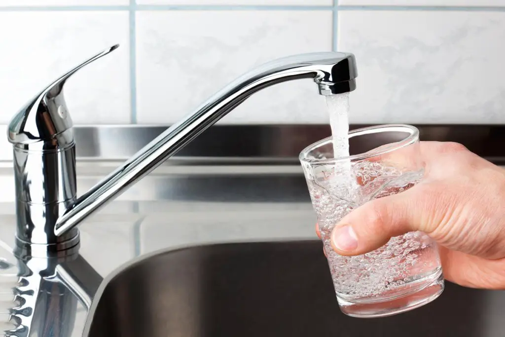 Can You Drink the Tap Water in Las Vegas (Should You?) 1 tap water