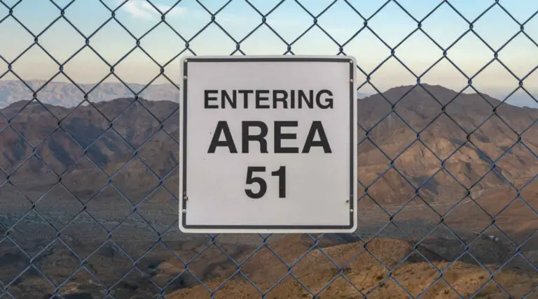 Area 51: Driving the Extraterrestrial Highway from Las Vegas