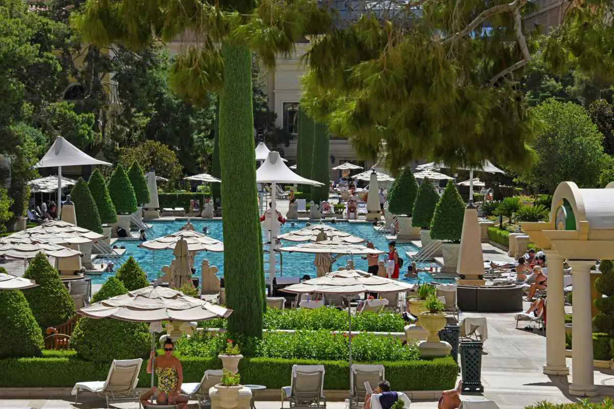 Bellagio's garden pool deck is lush and beautiful but there is no lazy river
