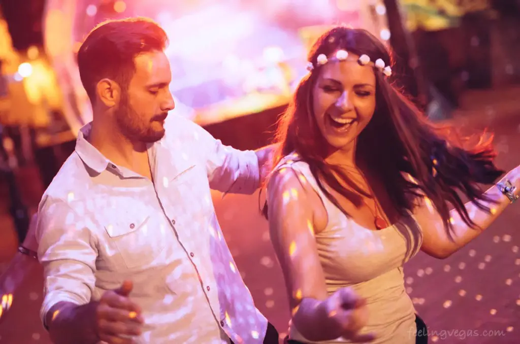 couple dancing at nightclub in las vegas