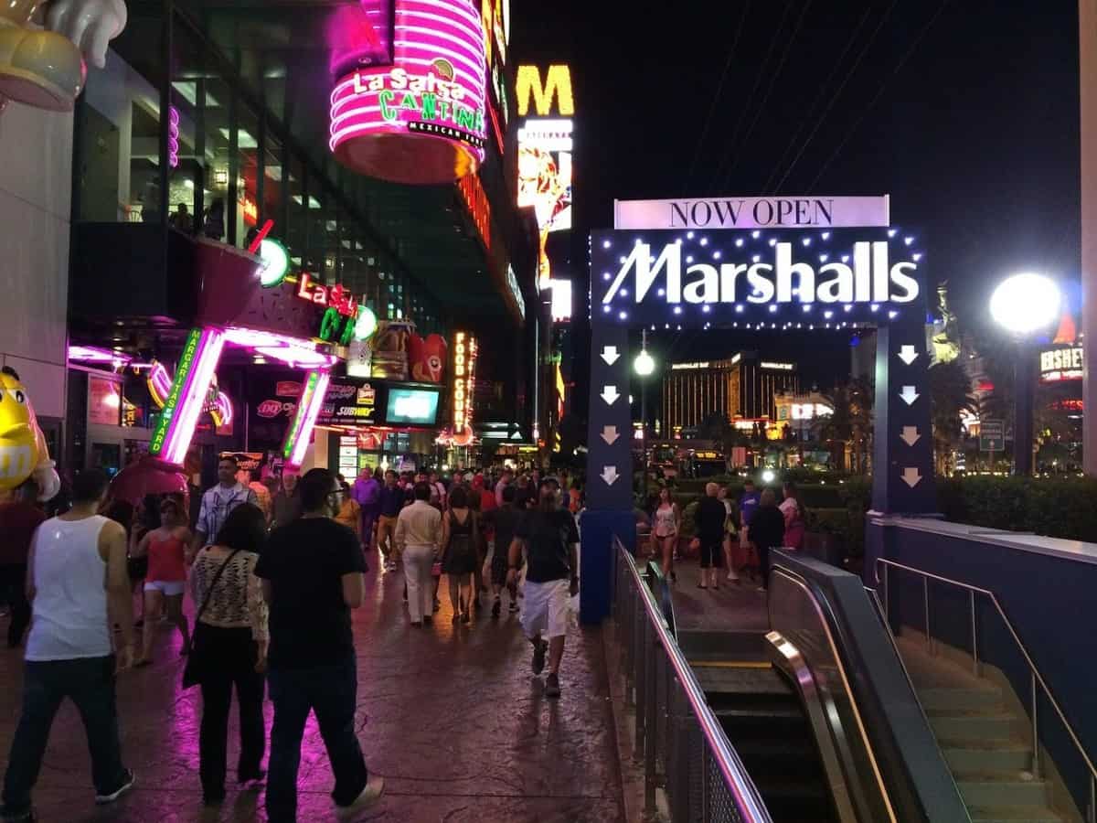Walking the Las Vegas Strip