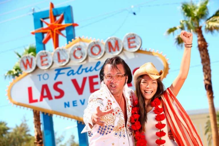 How to Move to Las Vegas From Canada [Step-by-Step Guide]