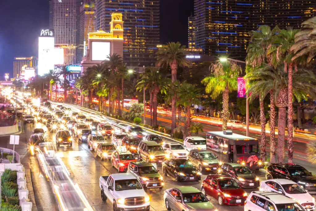 Driving in Las Vegas A Local's Top Tips for a Smooth Ride FeelingVegas