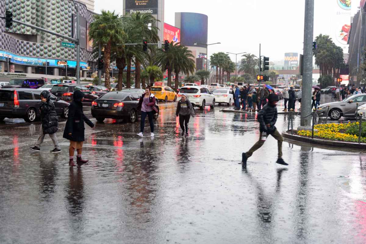 Here's How Often It Rains in Las Vegas (The Facts) 3 What to Do When it Rains in Las Vegas
