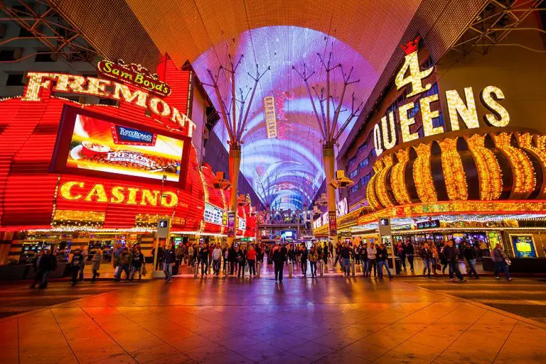 Fremont Street Experience at Night (Free Image) FeelingVegas