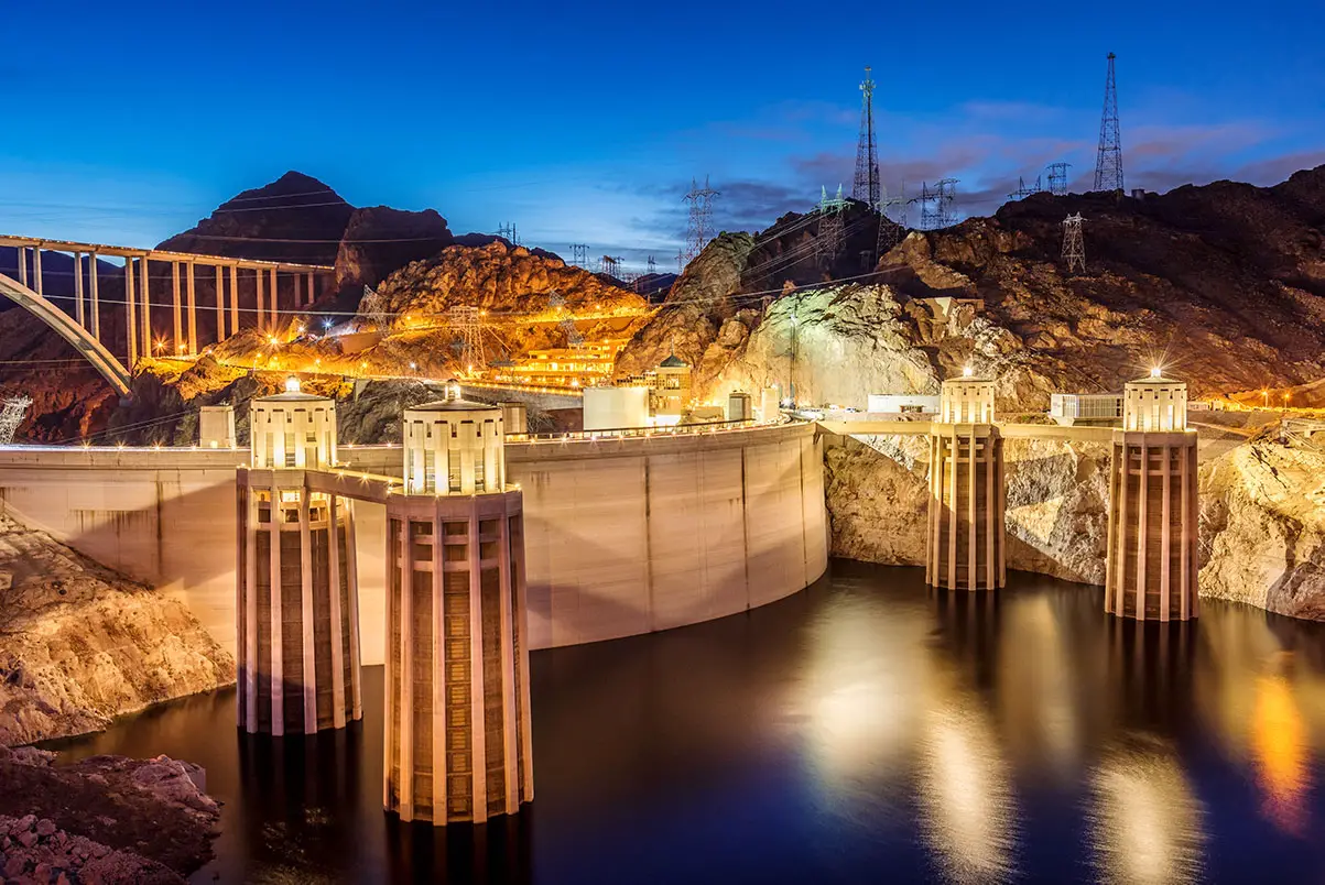 Hoover Dam at Night (free image)