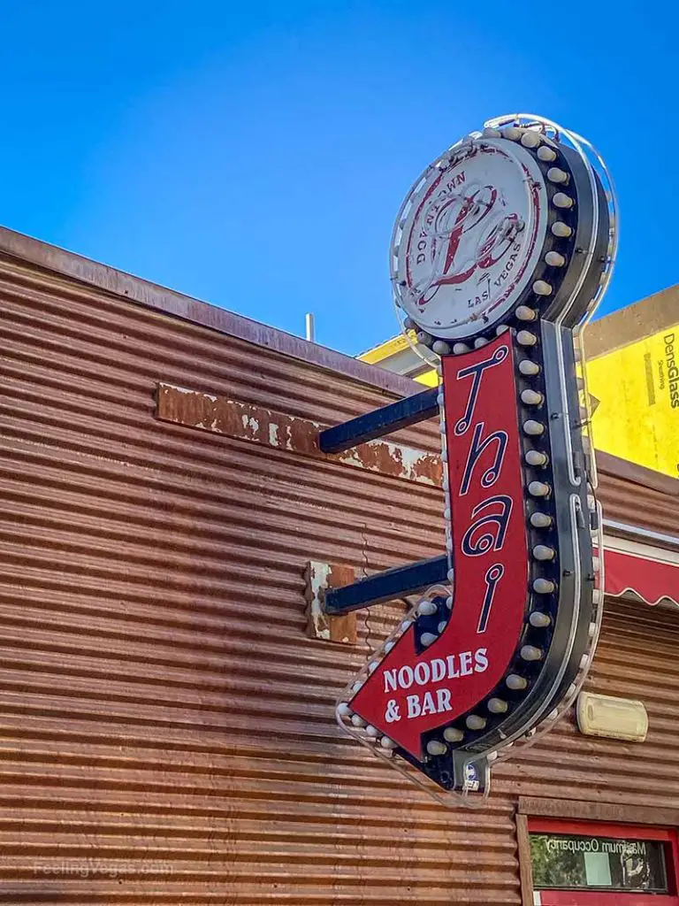 9 Best Cheap Eats on Fremont Street (Downtown Vegas) 7 c