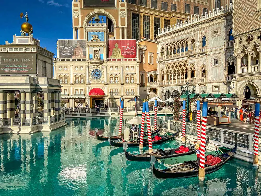 Does the Venetian Hotel Have Balconies? (Las Vegas)