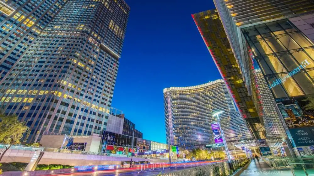 Does ARIA Have Balconies? (Las Vegas) 1 Does ARIA Have Balconies? (Las Vegas)