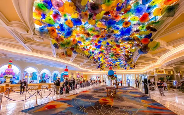 How to Stay at The Bellagio for Cheap (Tips & Tricks)