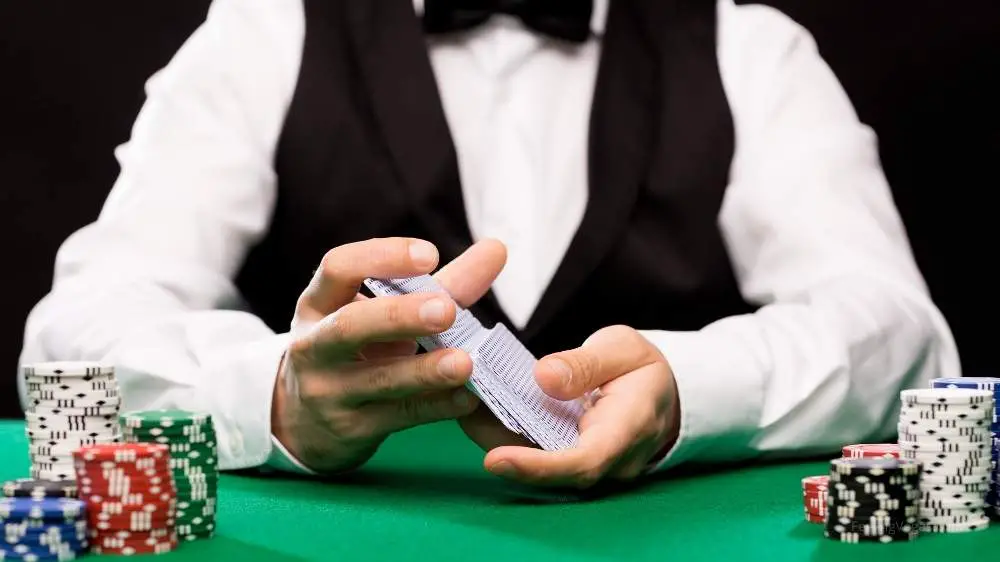 How Often Do Casinos in Vegas Change The Cards? (Revealed) 1 How Often Do Casinos in Vegas Change The Cards? (Revealed)