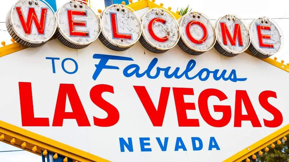 Top 8 Reasons Why Las Vegas Is So Popular (Revealed) 1 Vegas sign: Why is Las Vegas so popular
