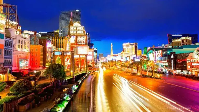 Is Las Vegas Safe? (Tips For Staying Safe in Vegas)