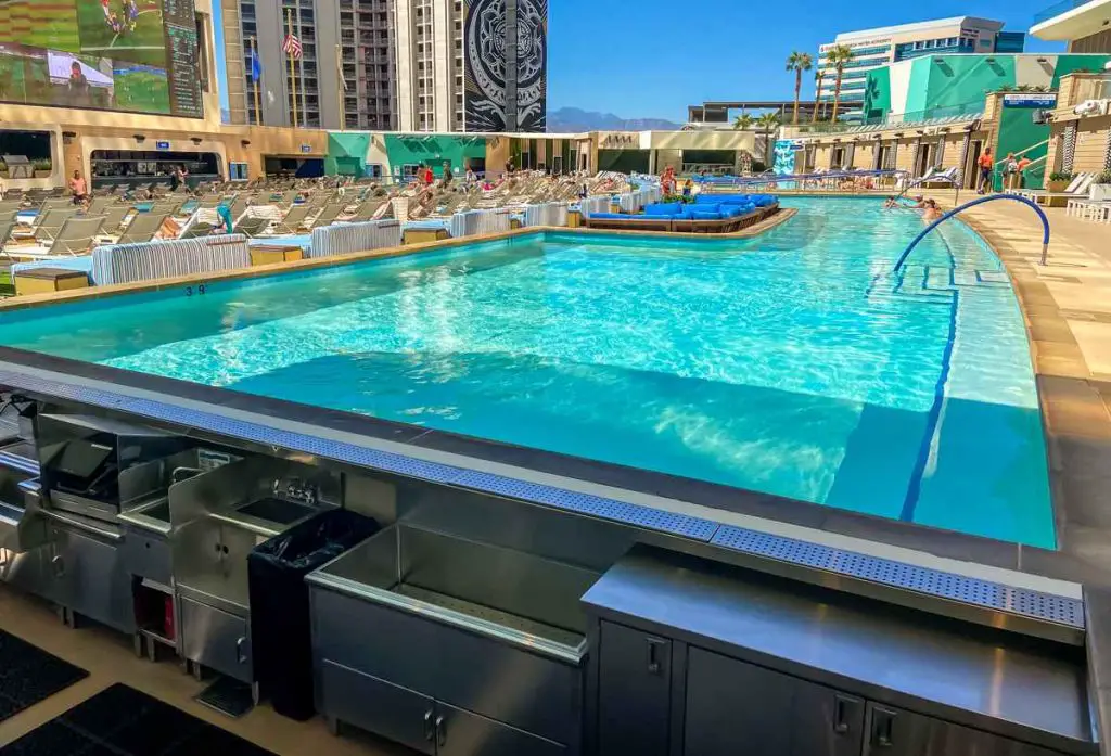 Circa Pool 21 Things to Know About Stadium Swim (Las Vegas) FeelingVegas