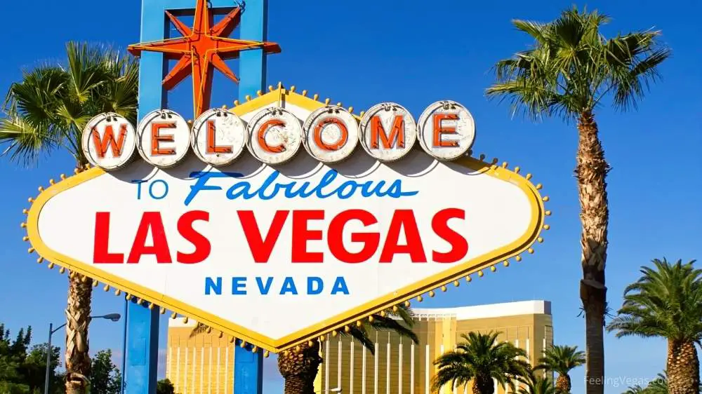 Not To Miss on The Las Vegas Strip (11 Essential Experiences) 2 las vegas sign: what can you not miss on the las vegas strip