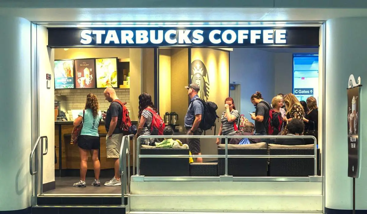 Las Vegas Airport Food (Where to Eat at LAS) 6 Starbucks: Coffee shops in Las Vegas airport