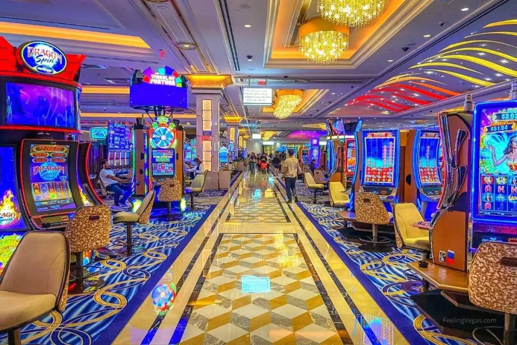 Does The Las Vegas Have a Resort Fee? (Answered) FeelingVegas