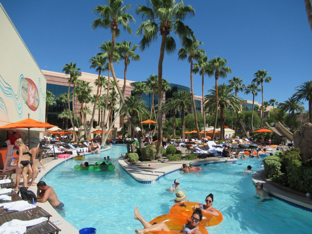 MGM Grand Pool Complex