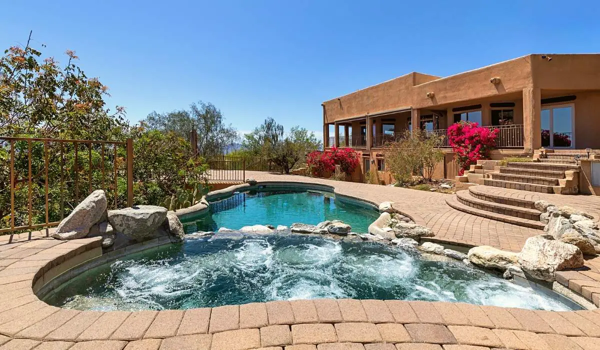 How Much Does A Pool Cost In Las Vegas? (7 Top Builders) 2 how much is las vegas pool maintenance cost