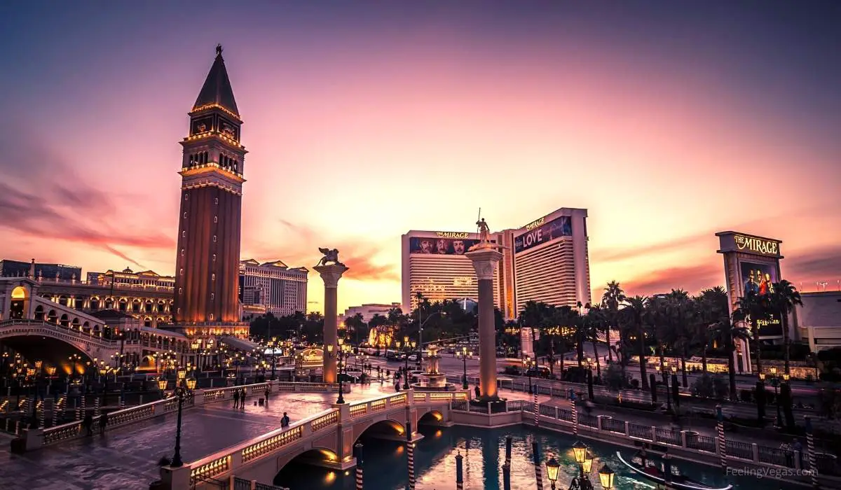 Replica of St. Mark's Campanile bell tower in Las Vegas