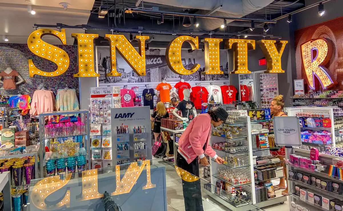 inside welcome to las vegas store at linq promenade