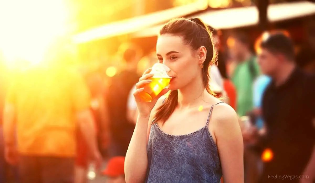 Open Container Laws Allow Drinking On The Street in Vegas (Sometimes)