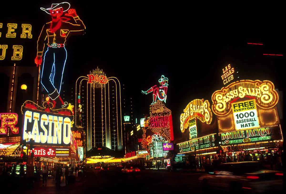 las vegas legalized gambling early on