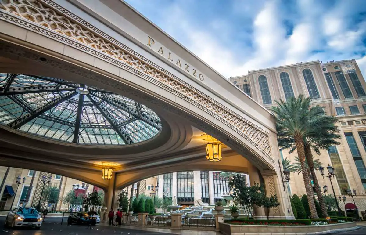 Smoking at The Palazzo