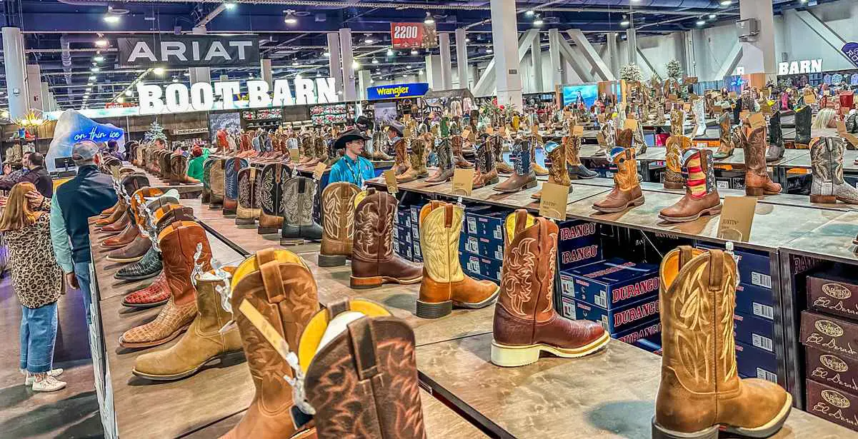 7 Fun Things to Do at Cowboy Christmas Las Vegas (December 5-14th, 2024) 6 Cowboy Christmas Gift Show