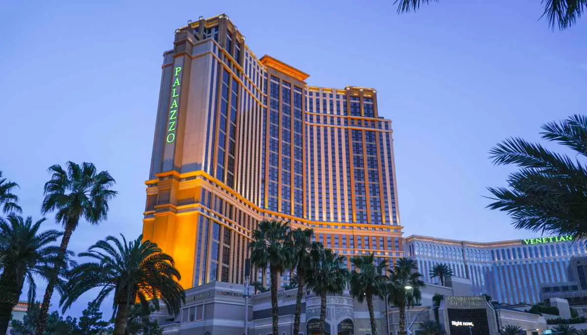 The Ultimate Las Vegas Hotel Showdown: Which Theme Suits Your Style? 12 The Palazzo Las egas