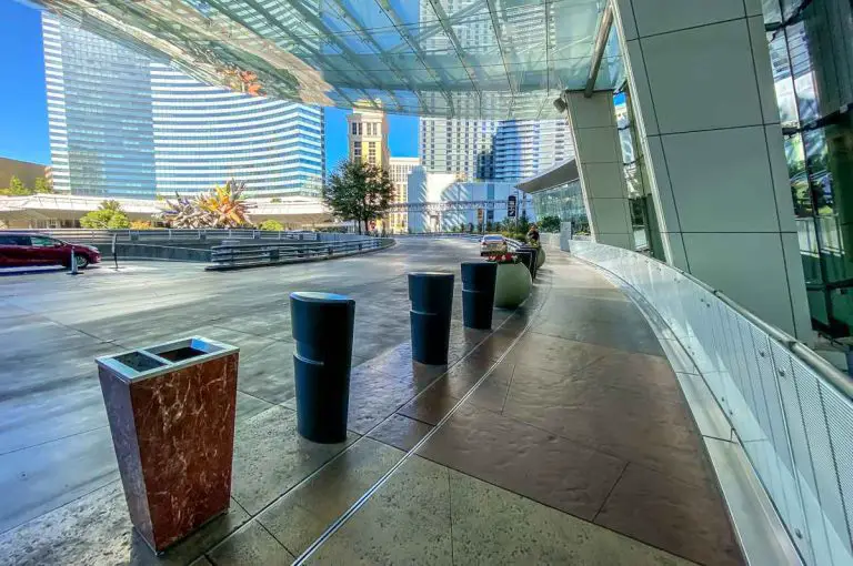 Is There a Walkway Between Aria and Bellagio? (Answered) FeelingVegas