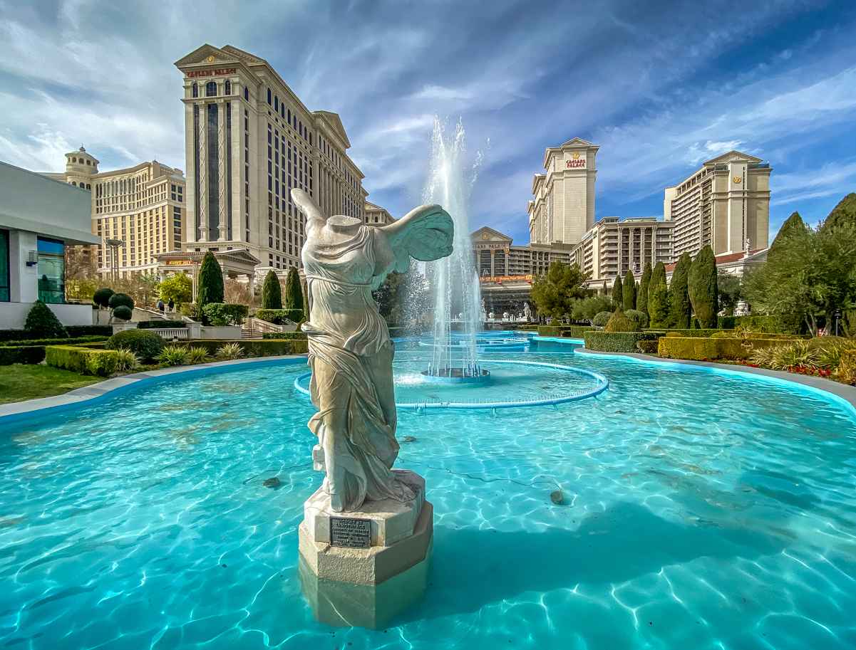 Does Caesars Palace Have an Airport Shuttle? (Answered) 1 Does Caesars Palace Have an Airport Shuttle