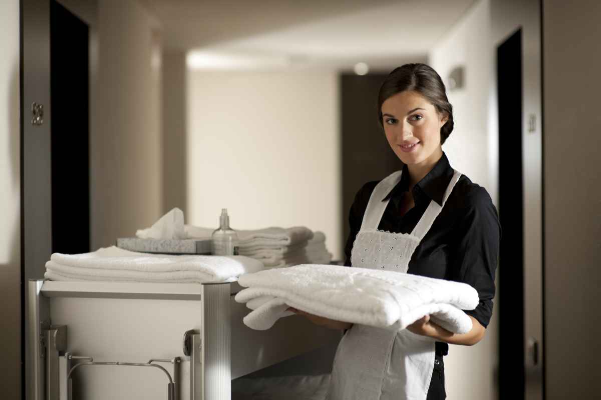 Tipping Etiquette in Las Vegas (Ultimate Vegas Tip Guide) 6 How Much to Tip Housekeeping / Maids in Las Vegas