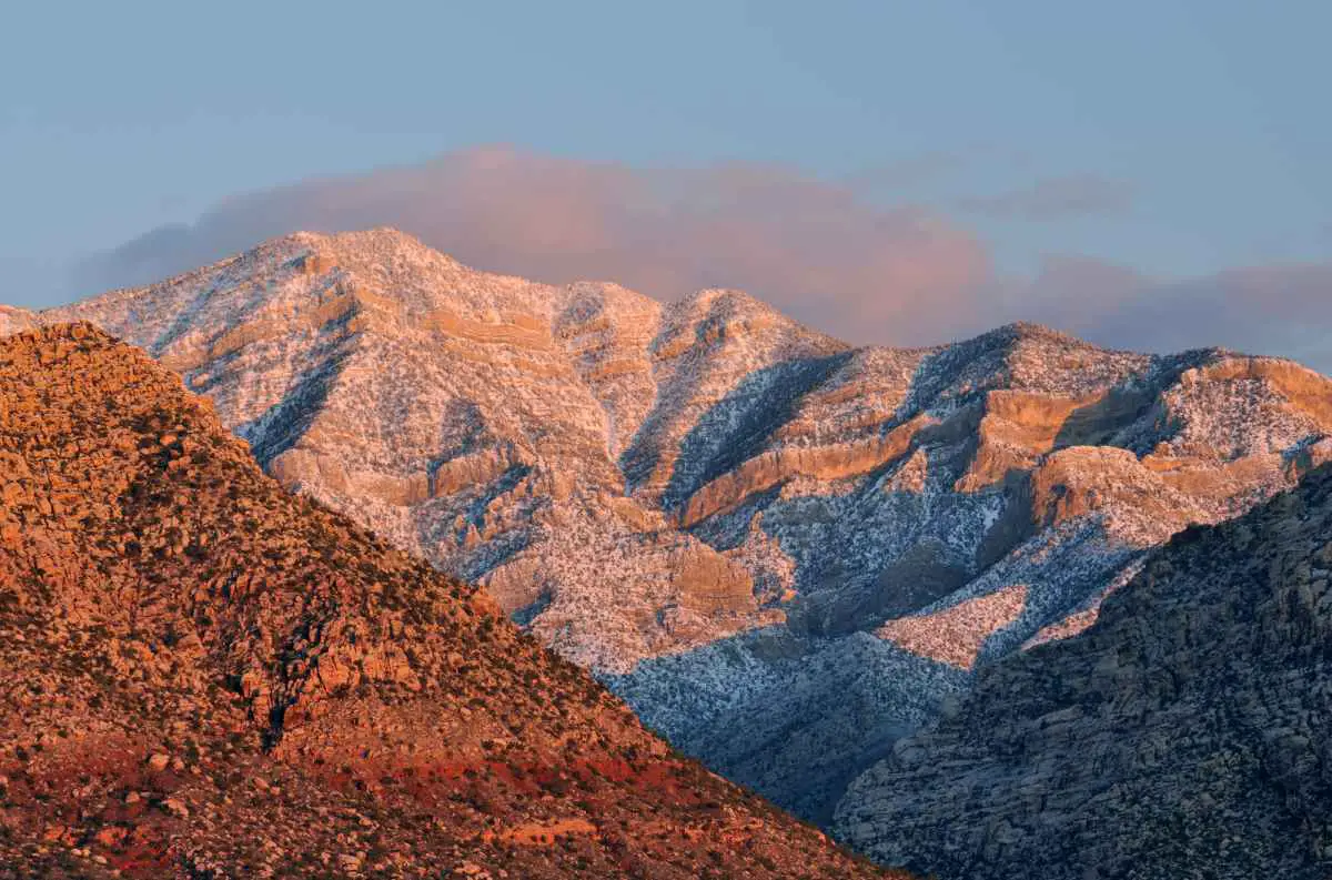 snow in red rock canyon las vegas mountains