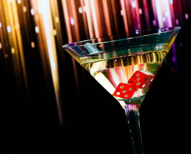 Vegas Hotels: Can You Bring Your Own Alcohol? (Explained)