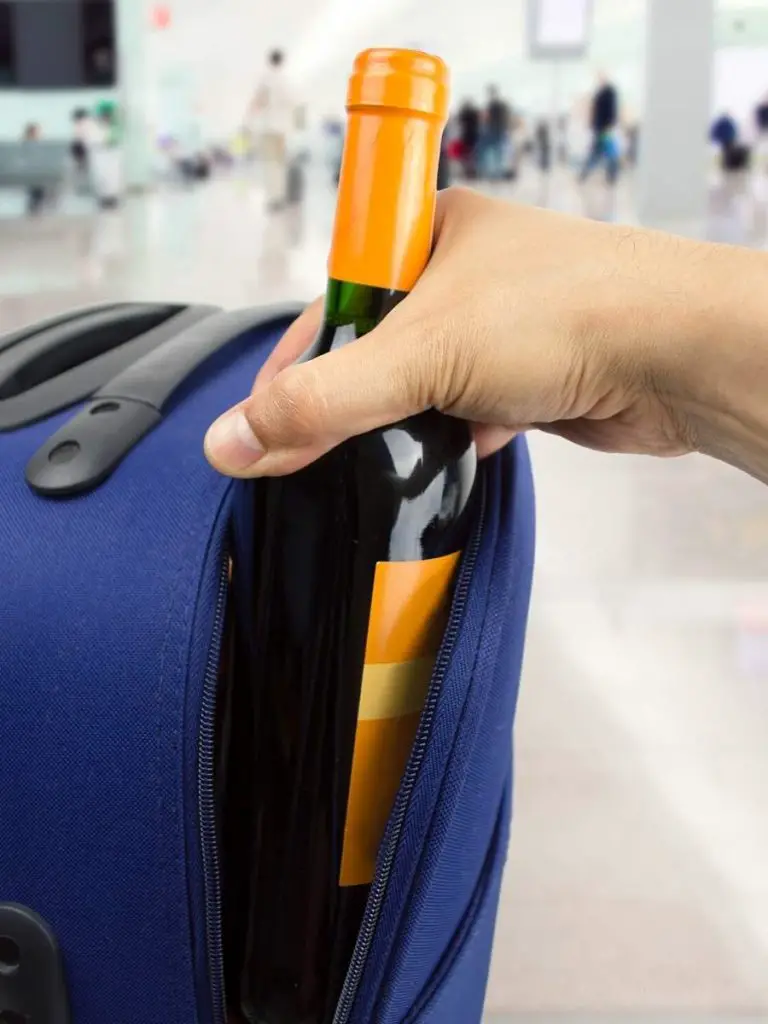 Vegas Hotels Can You Bring Your Own Alcohol? (Explained) FeelingVegas