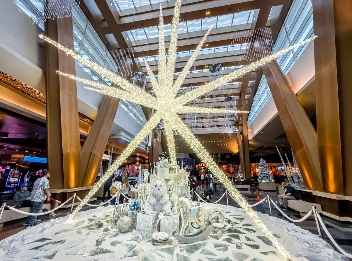 11 Free Activities in Las Vegas That'll Make Christmas Unforgettable 10 The North Star at Aria