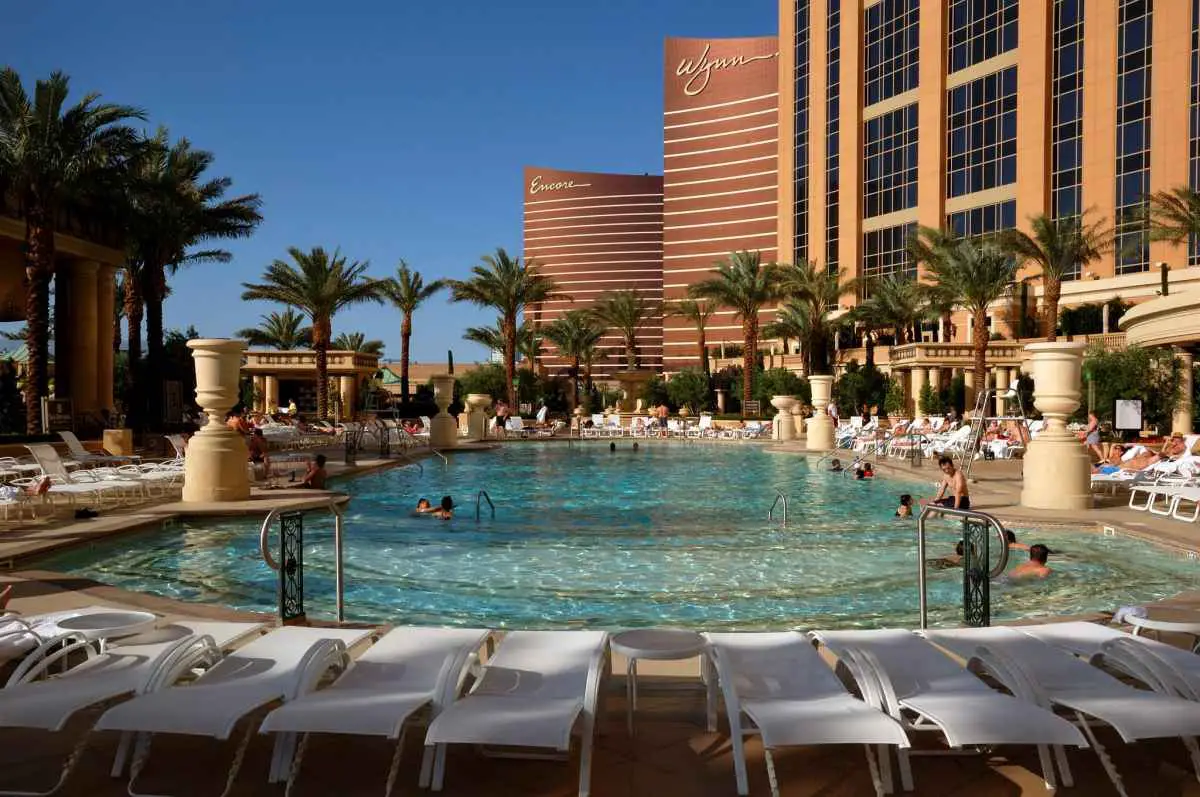 The main pool at the Palazzo pool deck