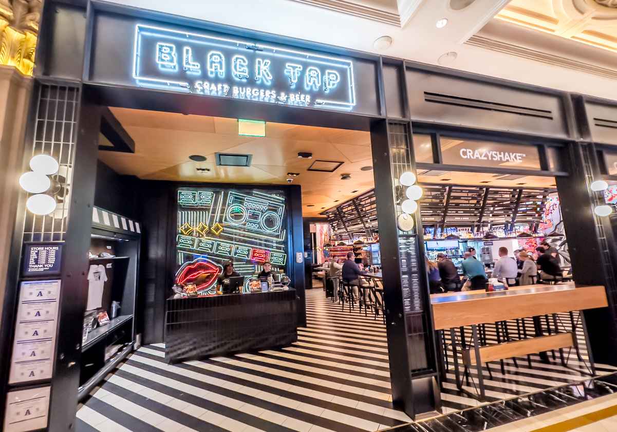 19 Best Restaurants in Venetian Palazzo (Casual to Fine Dining) 18 Black Tap Craft Burgers & Beer at The Venetian