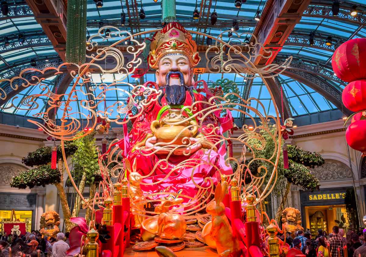 Bellagio Conservatory Lunar New Year (2023 Photo Gallery) 1 Caishen Chinese God of wealth at Bellagio Conservatory 2023