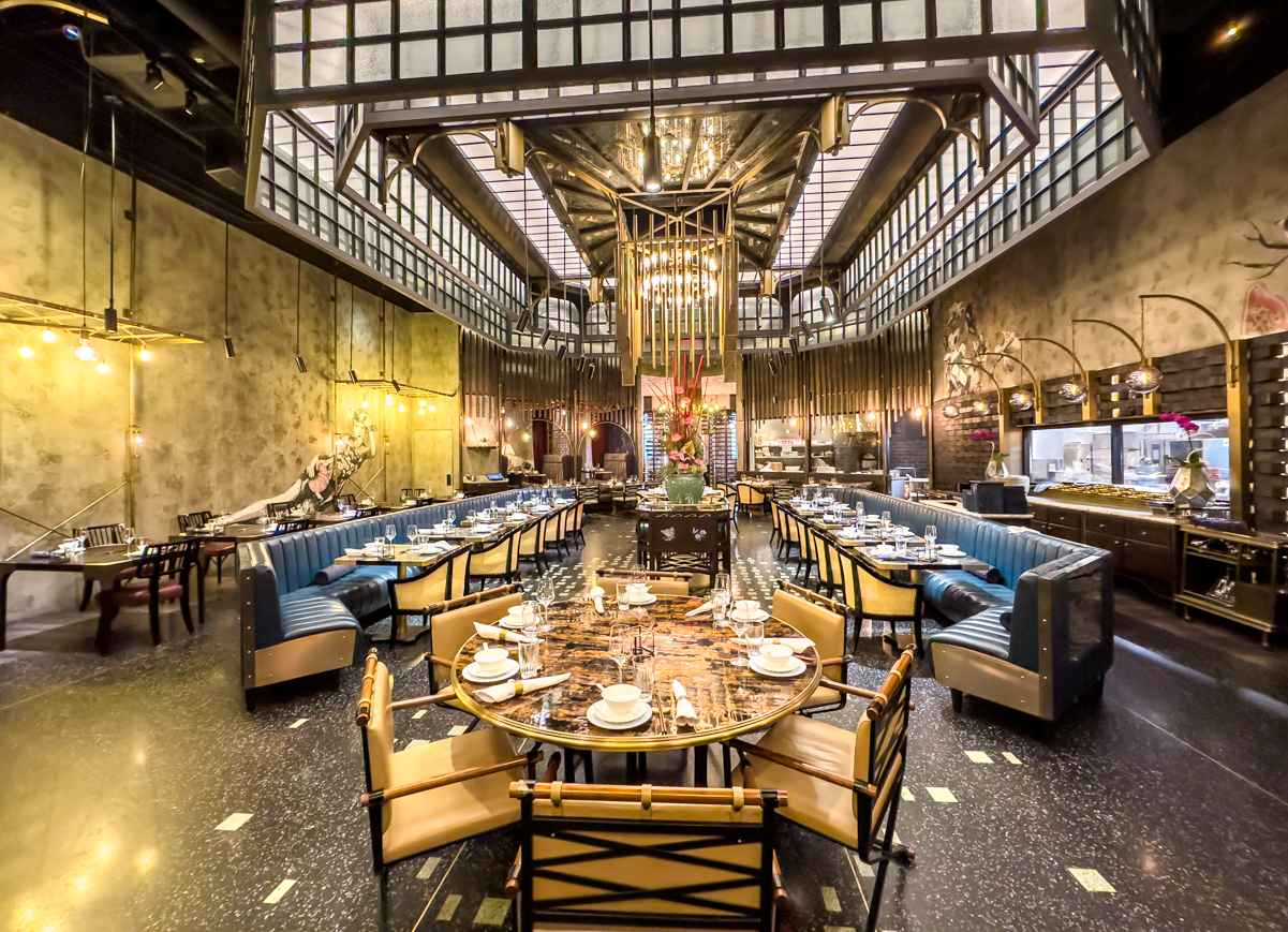 Mott 32 dining room