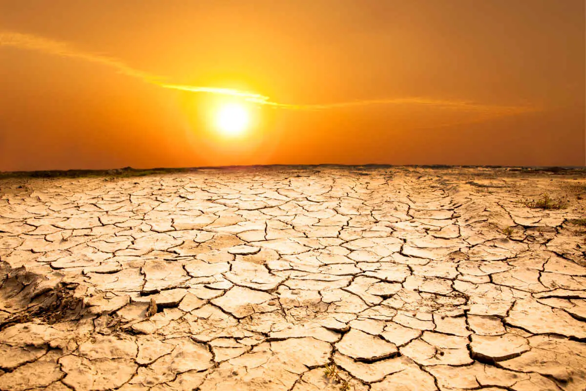Is Las Vegas Humid or Dry Heat? (Vegas Humidity Explained) 4 The Danger of High Heat and Low Humidity