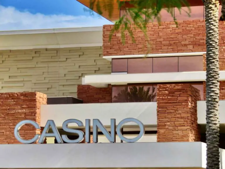 Does Red Rock Casino Have Airport Shuttle? (Las Vegas)