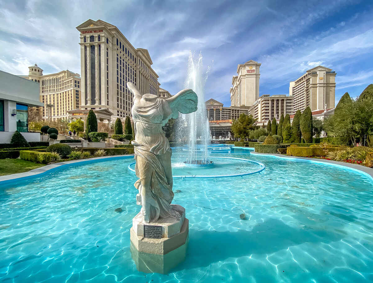 Caesars Palace strip location