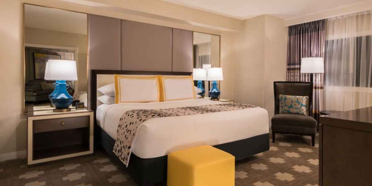 Which Tower at Caesars Palace Is the Best? (Caesars Palace Towers Las Vegas!) 4 Julius Tower room