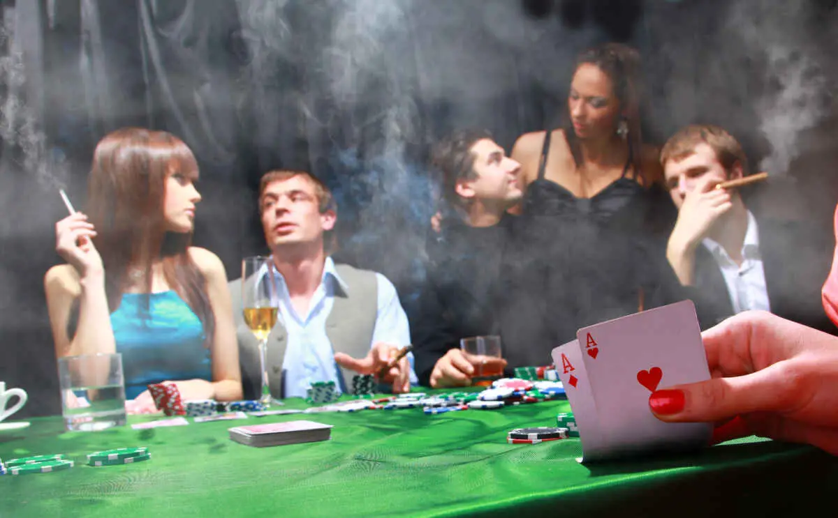 Can You Smoke at the Wynn Las Vegas? (Smoking Rules Explained) 6 Other Las Vegas Resorts and Hotels That Allow Smoking