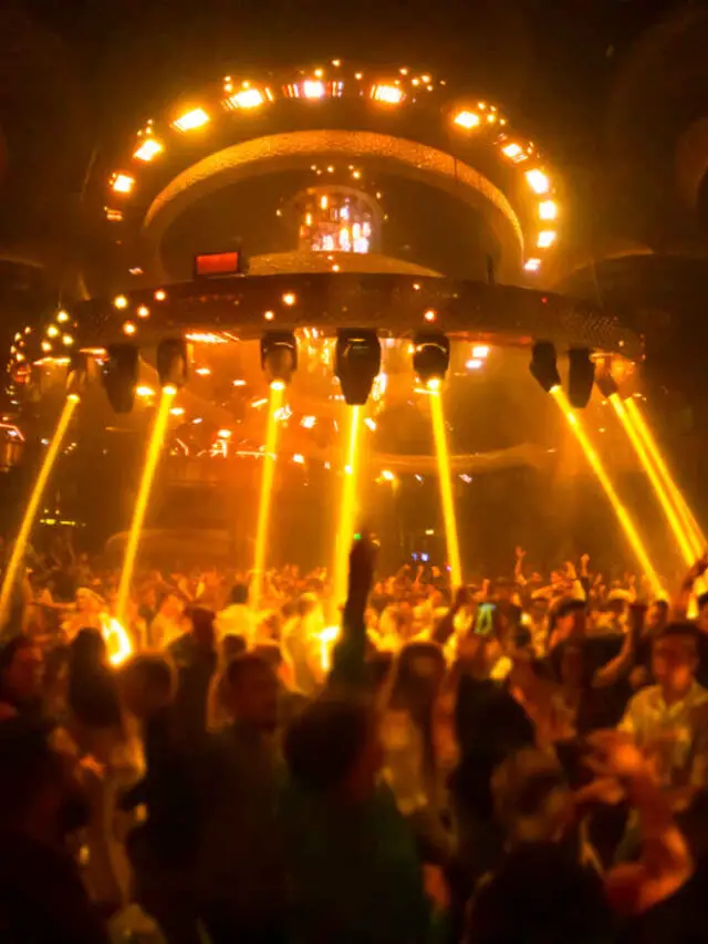 7 Casual Dress Code Clubs in Vegas Story FeelingVegas