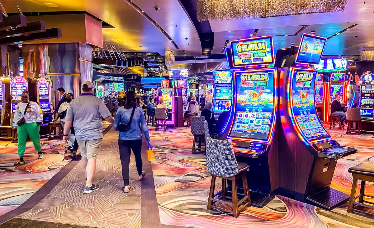 Vdara vs Aria (Prices, Rooms, Restaurants, & Nightlife) 12 ARIA Las Vegas casino floor